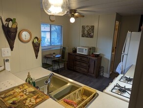 1334 Boucher St in Chico, CA - Foto de edificio - Building Photo