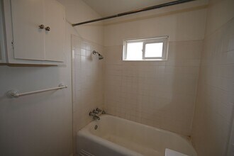 1609 Diamond St in San Diego, CA - Building Photo - Building Photo