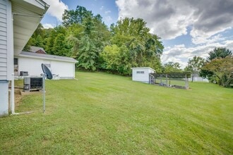 3905 Fairdale Rd in Kingsport, TN - Building Photo - Building Photo
