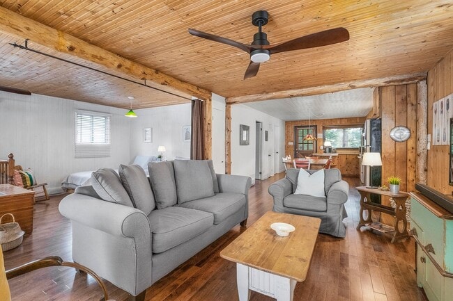 property at 159 Chem. du Lac Hénault N