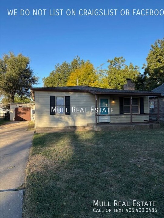 111 North N Avenue in El Reno, OK - Foto de edificio