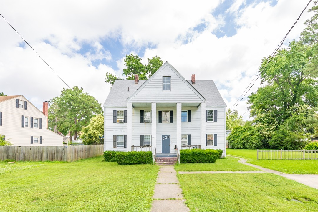 89 Dahlgren Ave in Portsmouth, VA - Building Photo