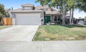 705 Summer Cir in Brentwood, CA - Building Photo