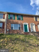 102 Waterford Ln in Winchester, VA - Building Photo - Building Photo