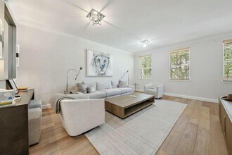 696 Fern St in West Palm Beach, FL - Building Photo - Building Photo