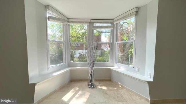 324 Avon St in Philadelphia, PA - Building Photo - Building Photo