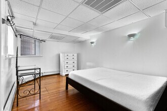 306 Commonwealth Ave, Unit 1 in Boston, MA - Building Photo - Building Photo