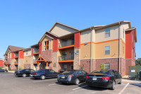 Lodges at Kensington Park in Springfield, MO - Foto de edificio - Building Photo