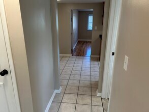 94 Hinchey Ave in Lancaster, NY - Building Photo - Building Photo