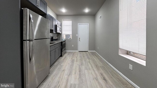 141 N Peach St in Philadelphia, PA - Building Photo - Building Photo