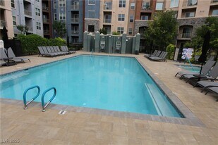 26 E Serene Ave in Las Vegas, NV - Building Photo