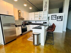 180 NE 4th Ave, Unit 406 in Delray Beach, FL - Building Photo - Building Photo