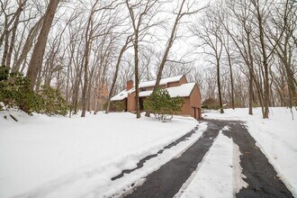 160 Floral St in Shrewsbury, MA - Building Photo - Building Photo