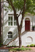 9 Franklin St in Alexandria, VA - Building Photo - Building Photo