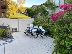 730 Tennis Club Ln in Thousand Oaks, CA - Building Photo - Building Photo