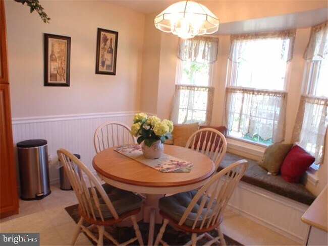 280 Knoll Dr in Blackwood, NJ - Building Photo - Building Photo