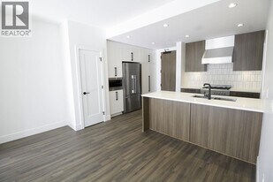 6933 Cambie St. in Vancouver, BC - Building Photo