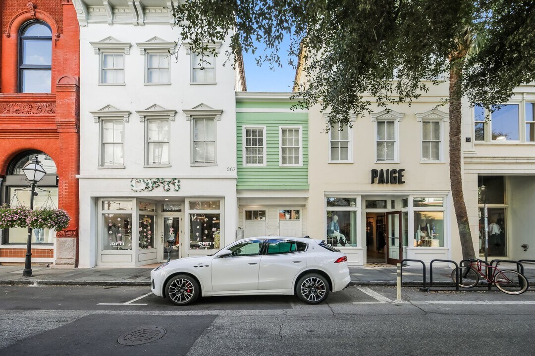 369 King St in Charleston, SC - Building Photo