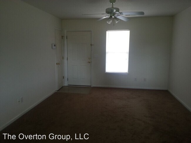 2070 Old Firetower Rd in Greenville, NC - Building Photo - Building Photo