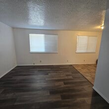 10616 Towner Ave NE in Albuquerque, NM - Building Photo - Building Photo