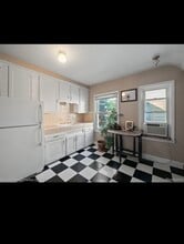 18 Woodward Heights Blvd in Pleasant Ridge, MI - Building Photo - Building Photo