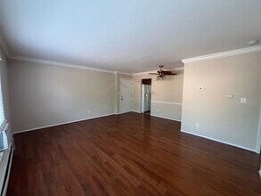 11358 Canal Rd in Sterling Heights, MI - Building Photo - Building Photo