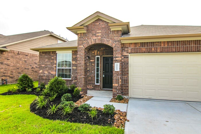 29618 Clover Shore Dr in Spring, TX - Building Photo