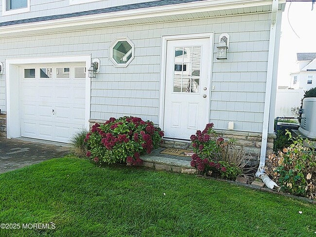 203 5th Ave in Bradley Beach, NJ - Building Photo - Building Photo