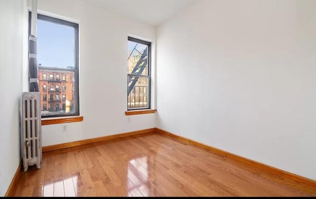 328 E 14th St in New York, NY - Building Photo - Building Photo