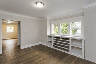 4440 Fairview Dr in Toledo, OH - Building Photo - Building Photo