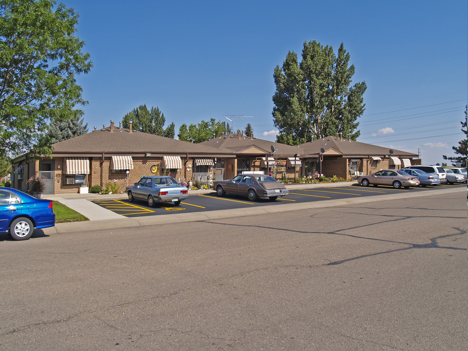 Benjamin Square in Eaton, CO - Building Photo