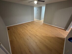 3865 S Beechwood Ave in Springfield, MO - Building Photo - Building Photo