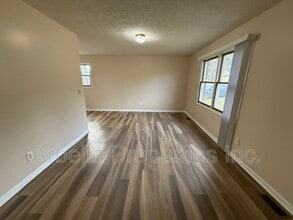 941 Kendrick Creek Rd in Kingsport, TN - Building Photo - Building Photo