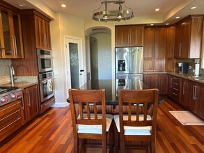 595 Kumulani Dr in Kihei, HI - Building Photo - Building Photo