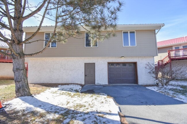 property at 310 S Lincoln Ave