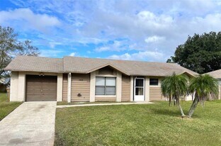 305 Mormanno Way in Kissimmee, FL - Building Photo