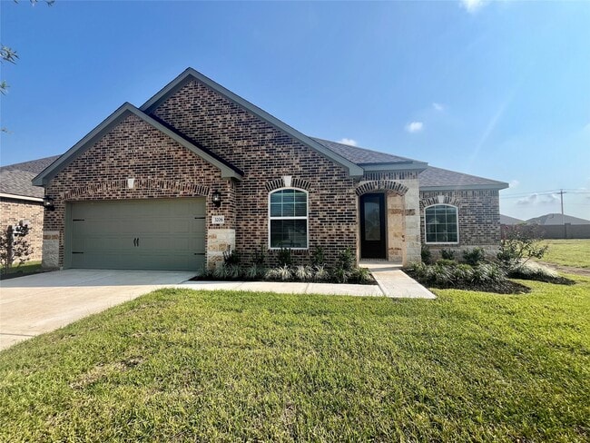 property at 3206 Banyan Dr