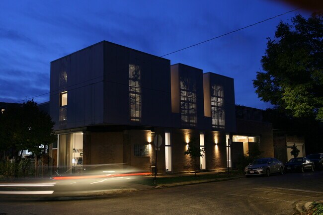 3544 W Palmer St, Unit C