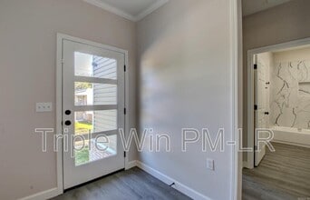 3403 W 17th St in Little Rock, AR - Building Photo - Building Photo