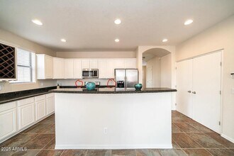 1423 S Newberry Ln in Tempe, AZ - Building Photo - Building Photo