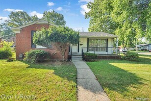 20195 River Oaks Dr in Dearborn Heights, MI - Building Photo