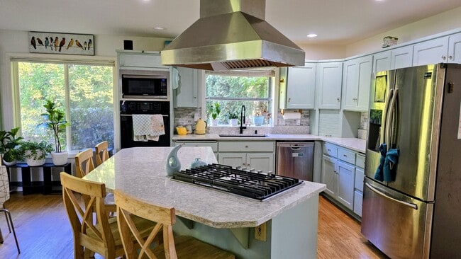 3391 NE Jackson Rd Loop in Hillsboro, OR - Building Photo - Building Photo