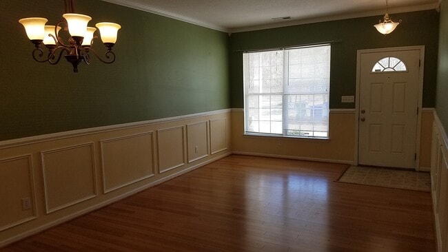 7005 Darby Ct in Suffolk, VA - Building Photo - Building Photo