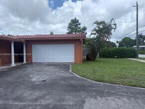 2601 NW 9th Terrace in Wilton Manors, FL - Building Photo - Building Photo