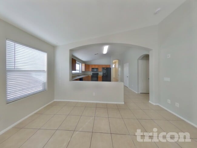 2111 S 160th Ln in Goodyear, AZ - Building Photo - Building Photo