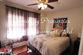 5826-28 N Ridge in Chicago, IL - Building Photo - Interior Photo