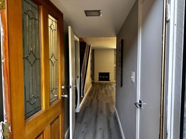 1578 Newborough Dr in Sacramento, CA - Building Photo - Building Photo