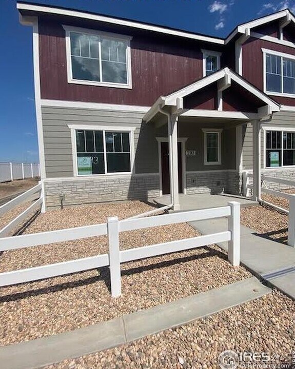 293 Cardinal St in Johnstown, CO - Building Photo