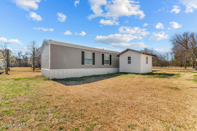 119 Starwood Cir in Jacksonville, NC - Building Photo - Building Photo