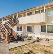 Beverly Ann Apartments in Corvallis, OR - Building Photo - Building Photo